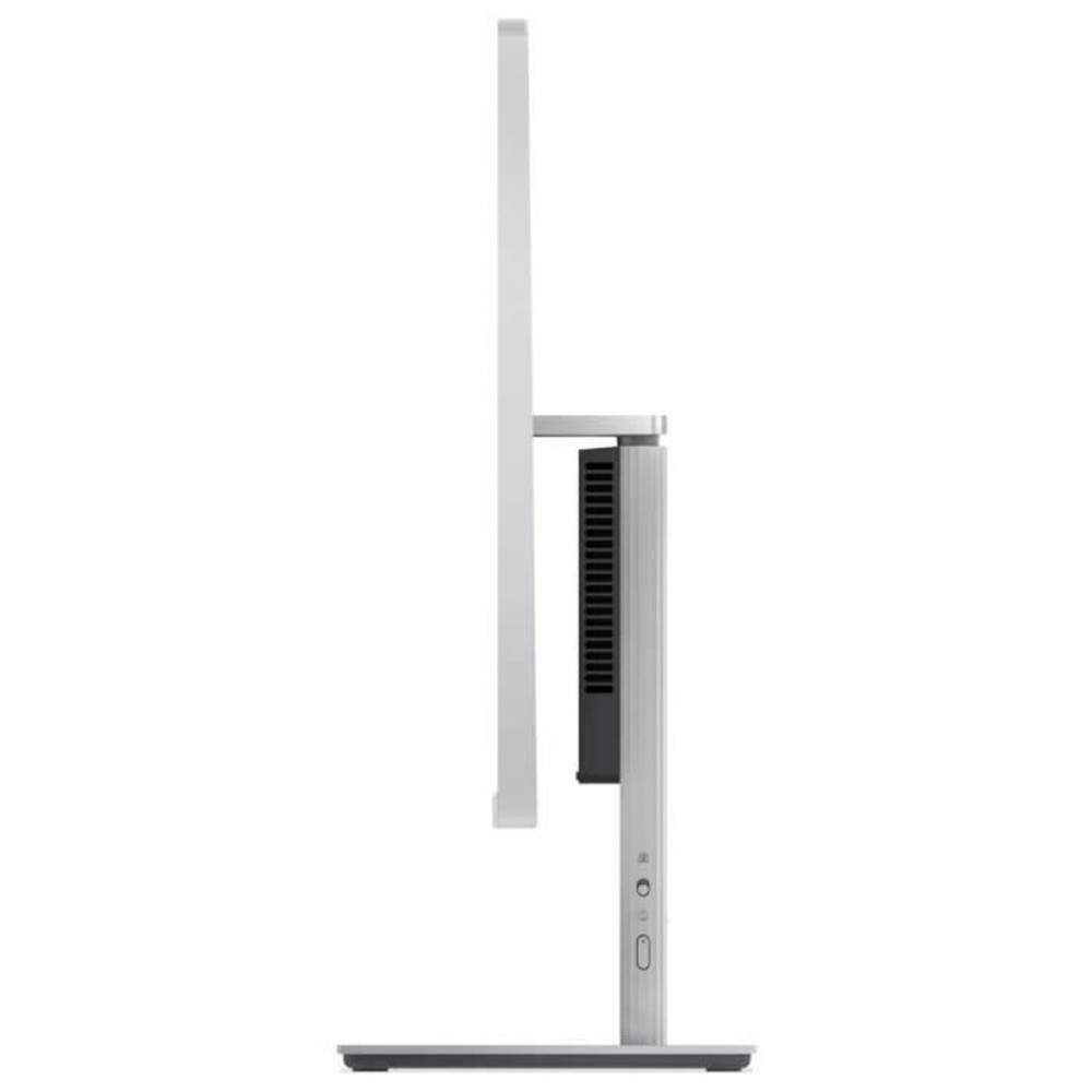 All in One Lenovo 27" Intel Core i7-13620H 16 GB RAM 512 GB SSD