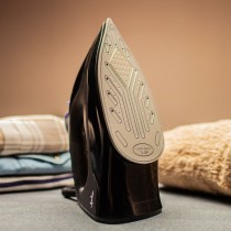 Fer à vapeur JATA 2200 W