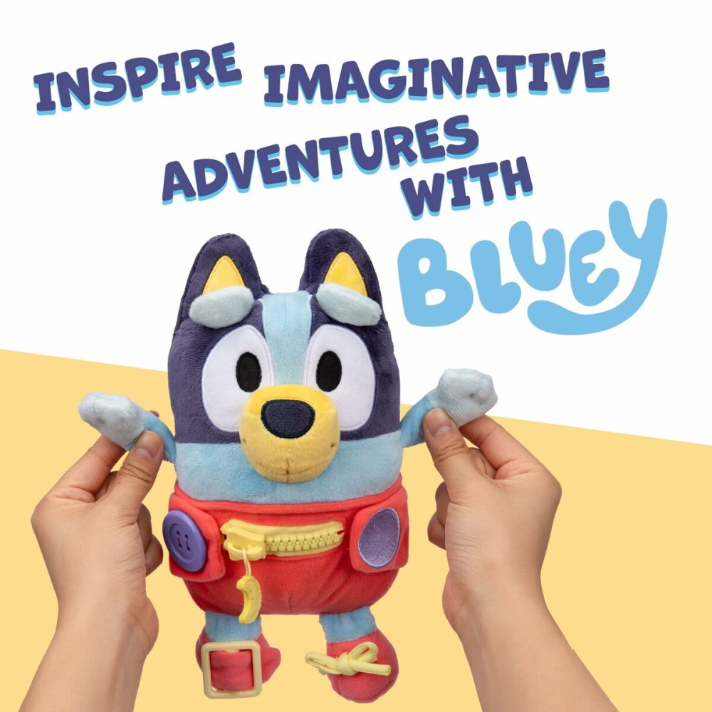 Fluffy toy Bluey Blue rouge Plastic