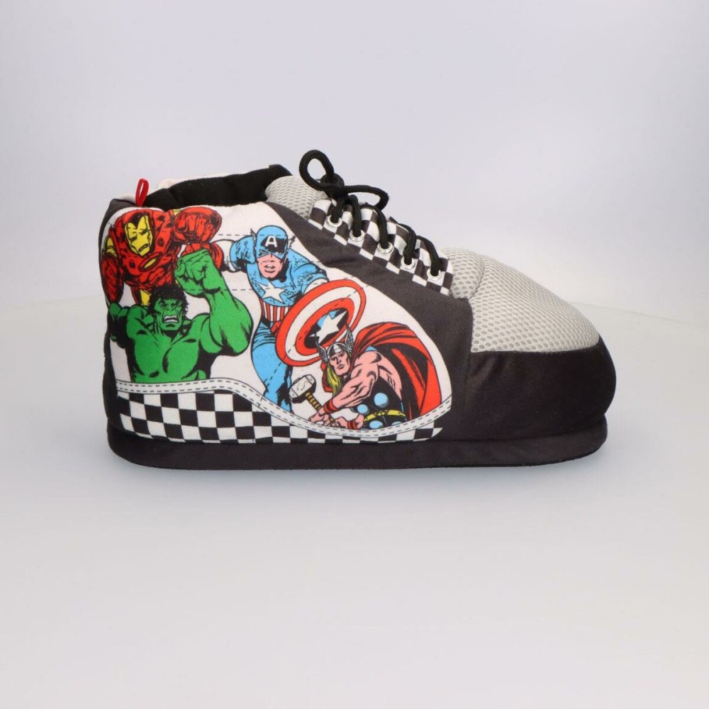 House Slippers Marvel Black