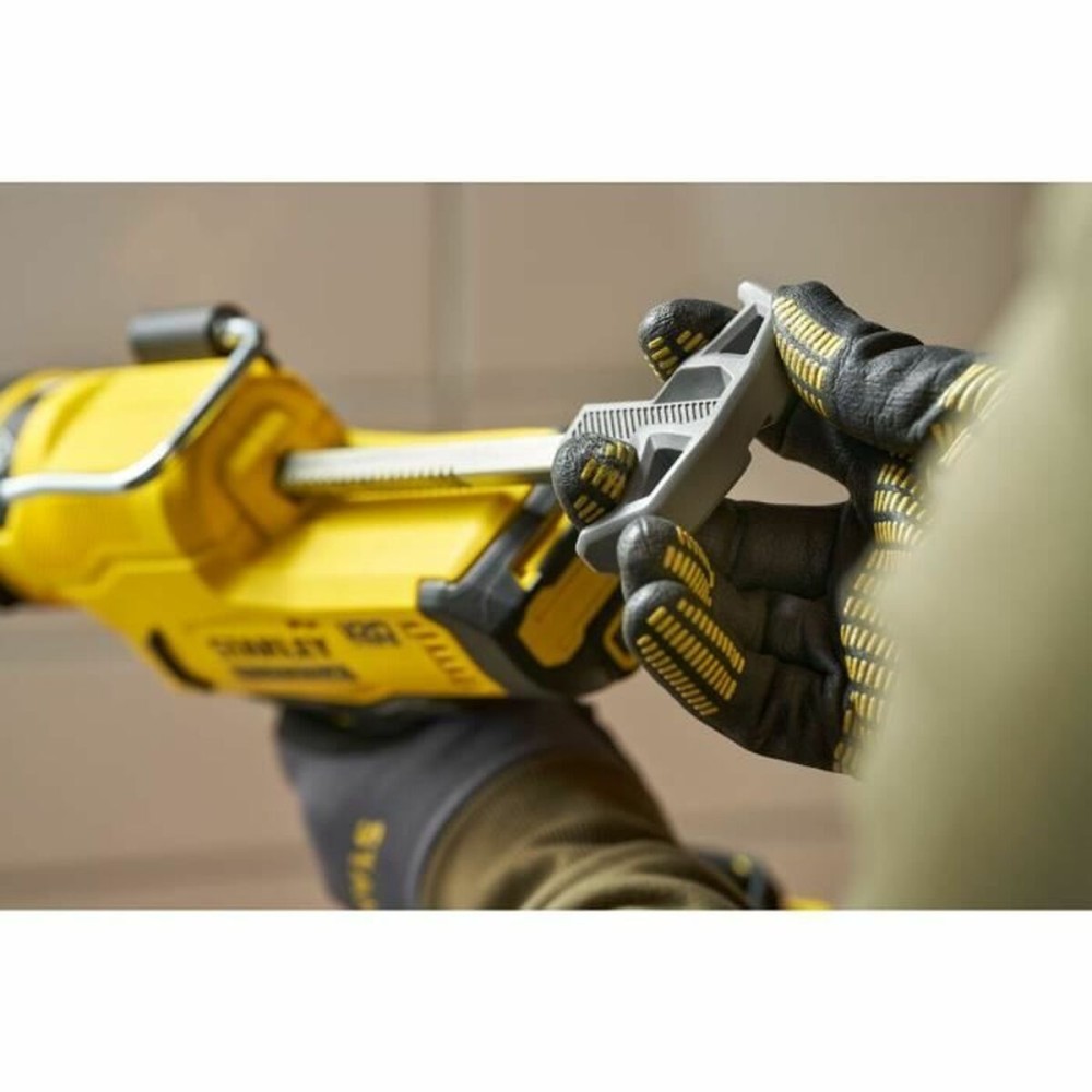 Glue gun Stanley SFMCE600B-XJ