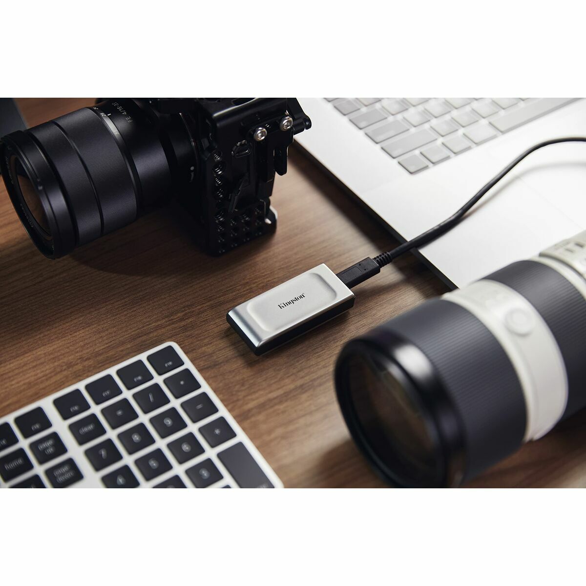 V3HDF43AA5FC7B3DF99B286161A85830ACDR6390153P9