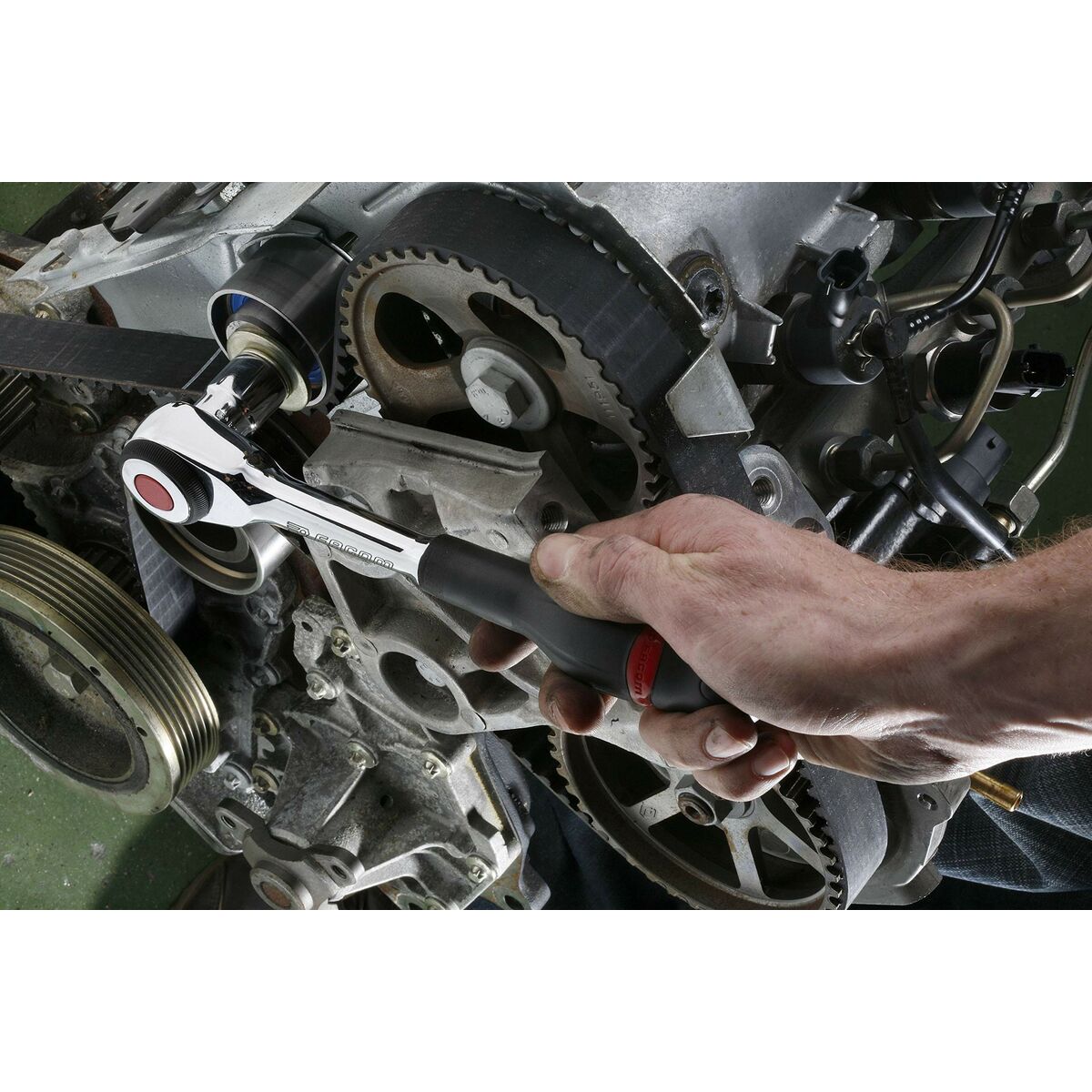 V5HD432309EAFFD6D2C698D172103D26F33R3562818P4