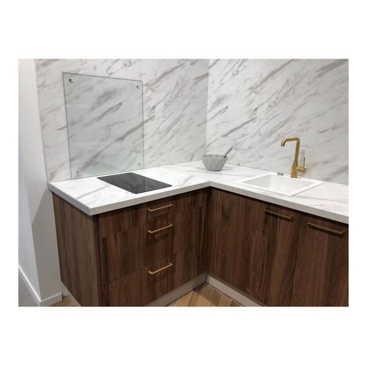 V5HEC14B4ECAF3A2388A44D3AB437A5DA8DR4500693P2