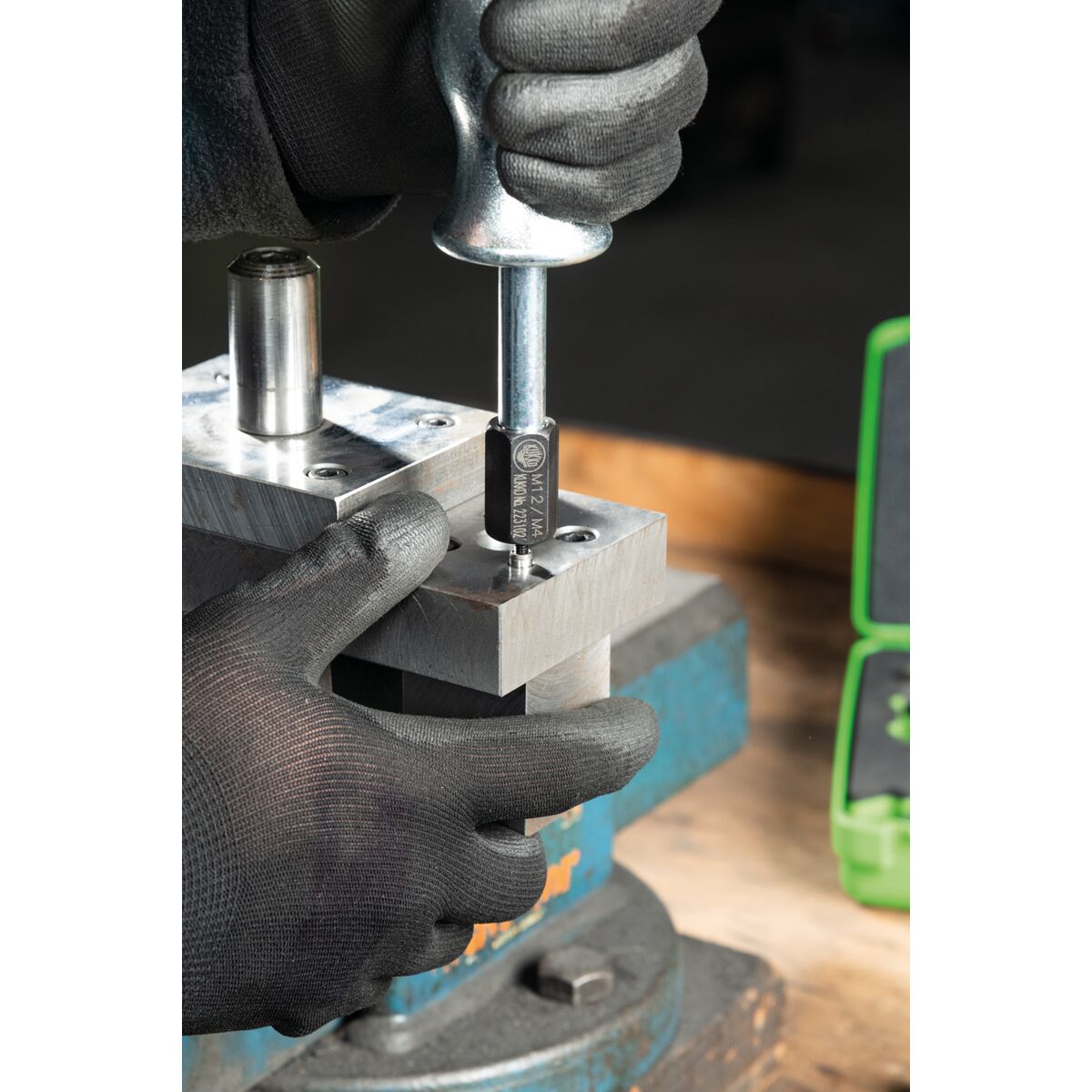 V2HFBE15F93852FA28384DBA615BB058721R7380837P9