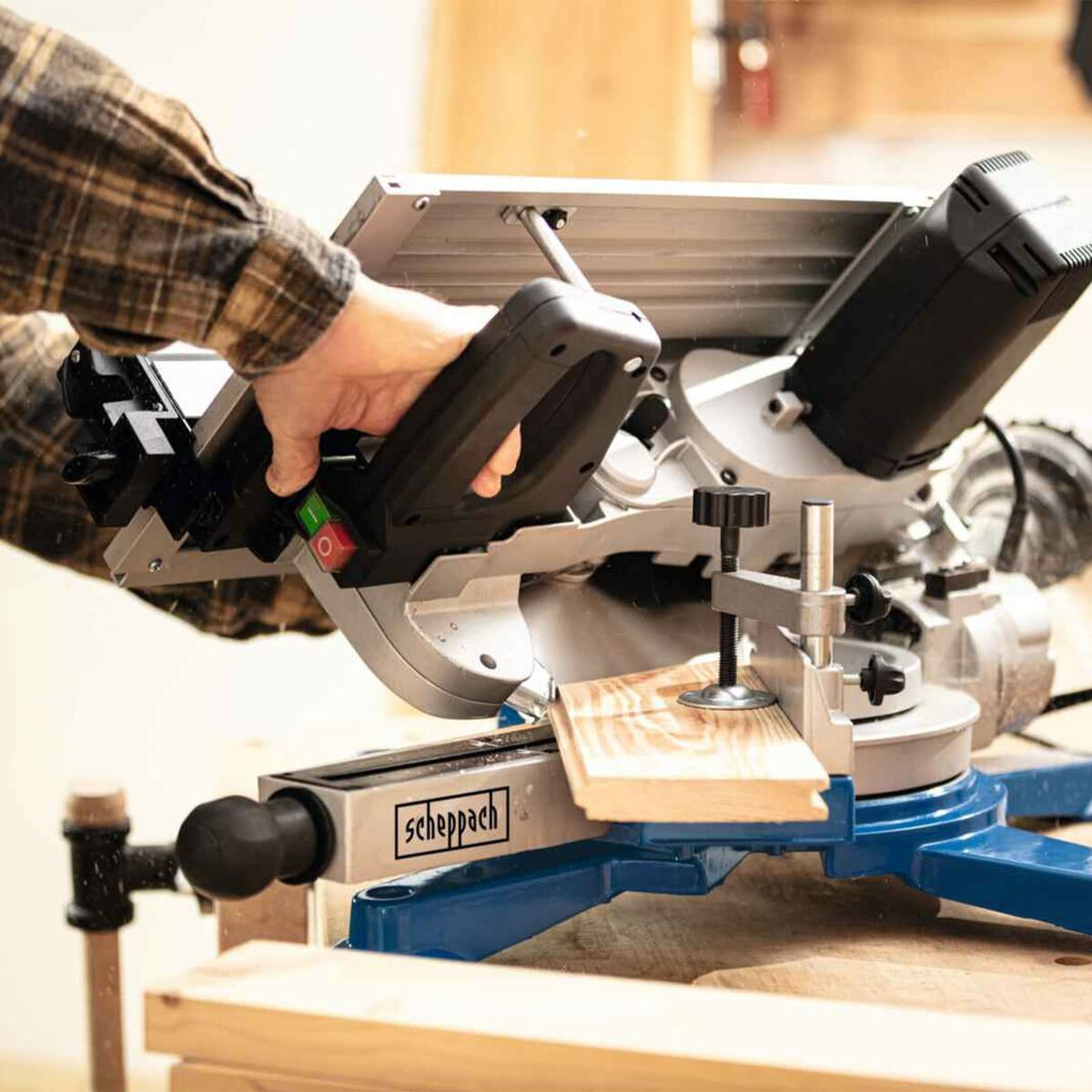 V5H9AA260CC85D886094C32FC0FB407F01BR6759814P9