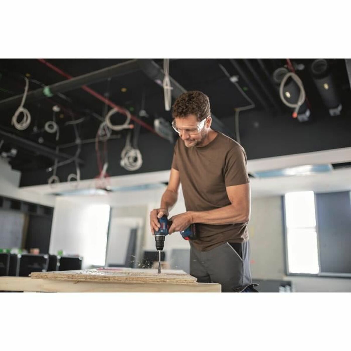 V7H64B0E9518D254351FD27E5D6BF68692ER3439560P3