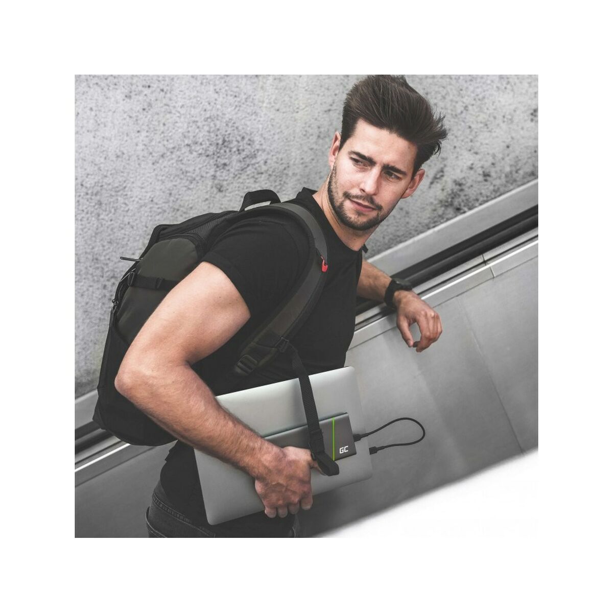 V6H5B08E983C82BE0FF8C82DC9E49C6502CR5115834P4