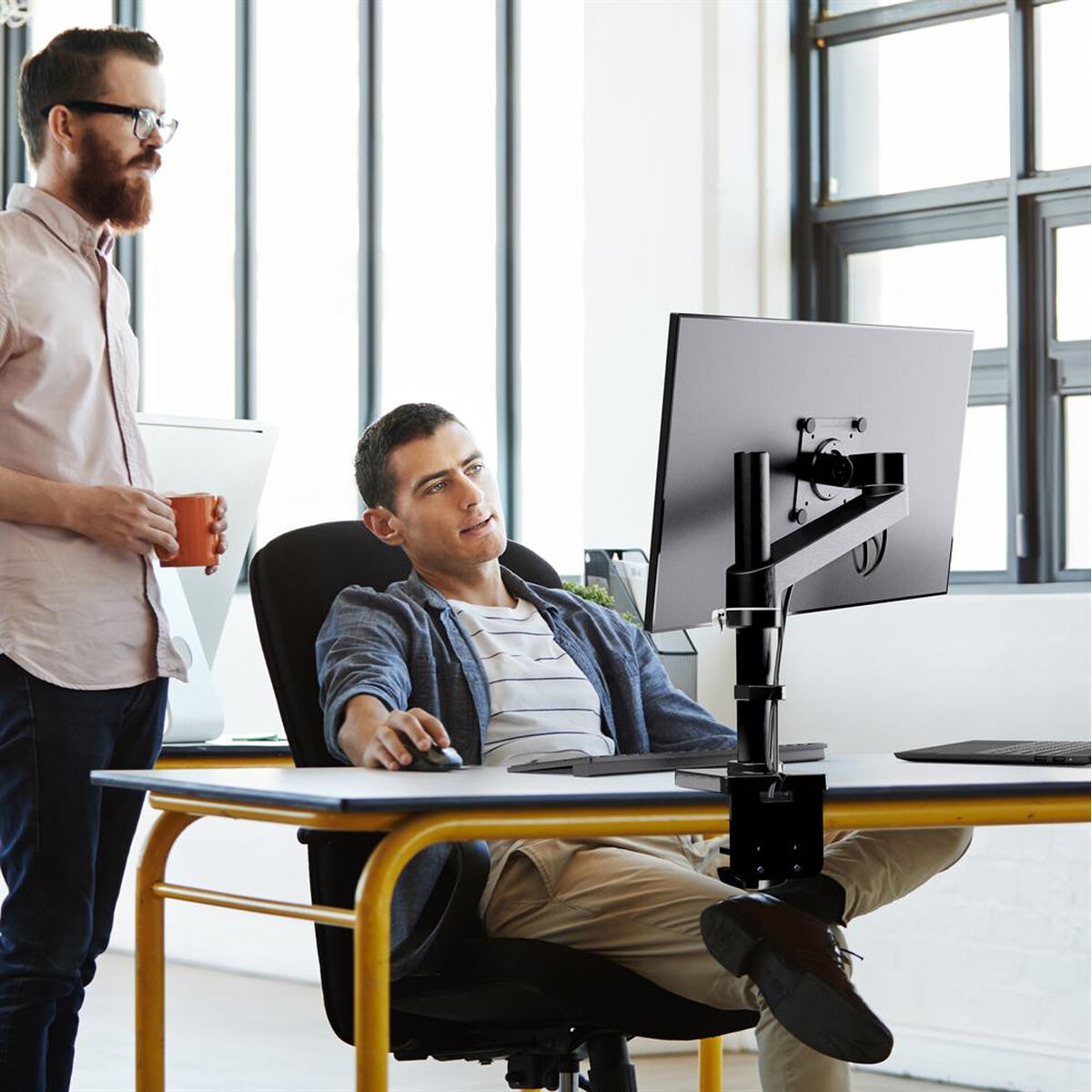 V6HDB8C9AD106A101C06845594745A0C06FR3912388P3