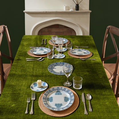 MIULEE Samttischdecke mit dekorativer Rüschenkante, luxuriös weich, waschbar, rechteckig, dick, knitterfrei, für Küche, Esszimmer, Party, Hochzeit, 152 x 305 cm, Olivgrün