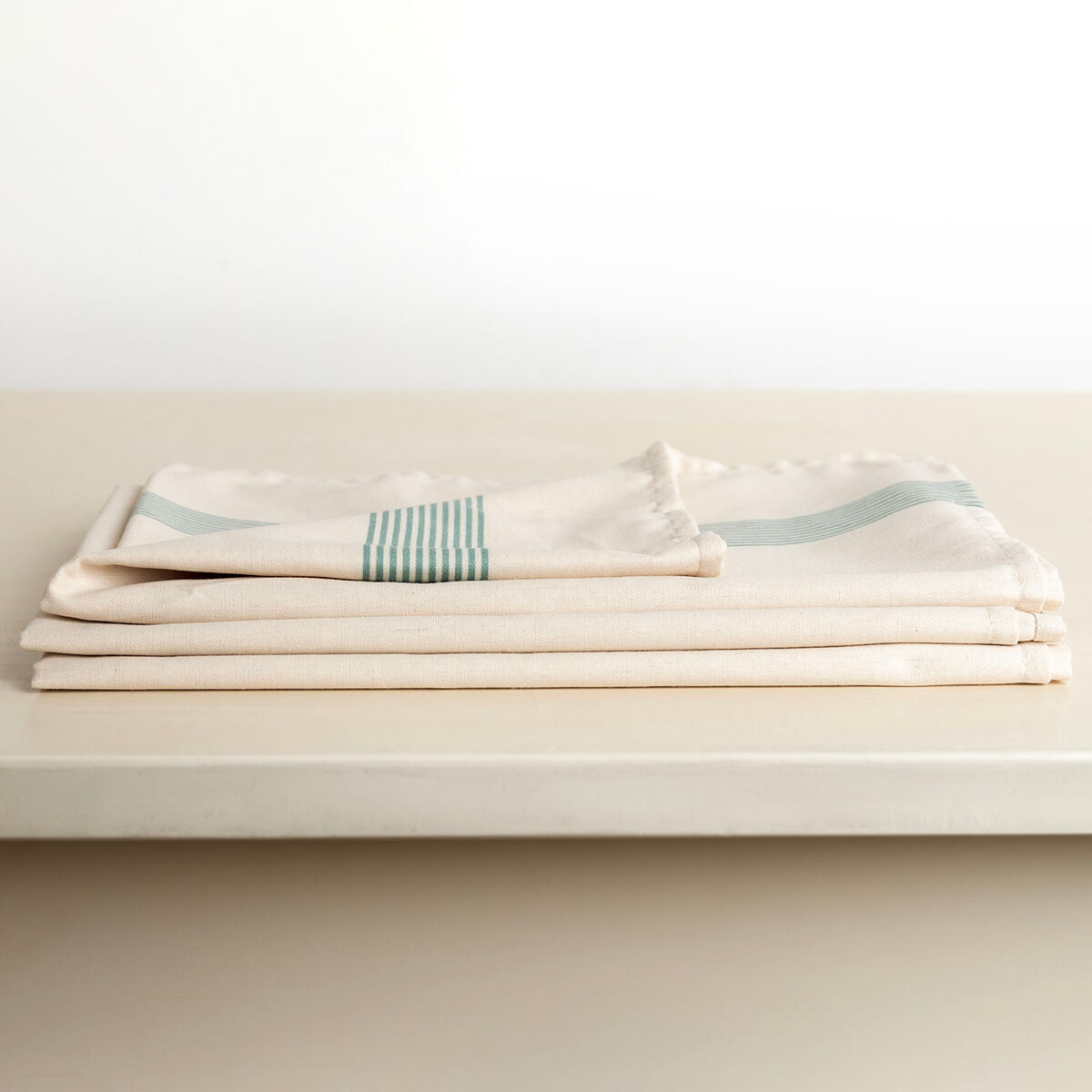 V4HDD9A77D0D75E28DB335645DA8CDB234ER5315737P3