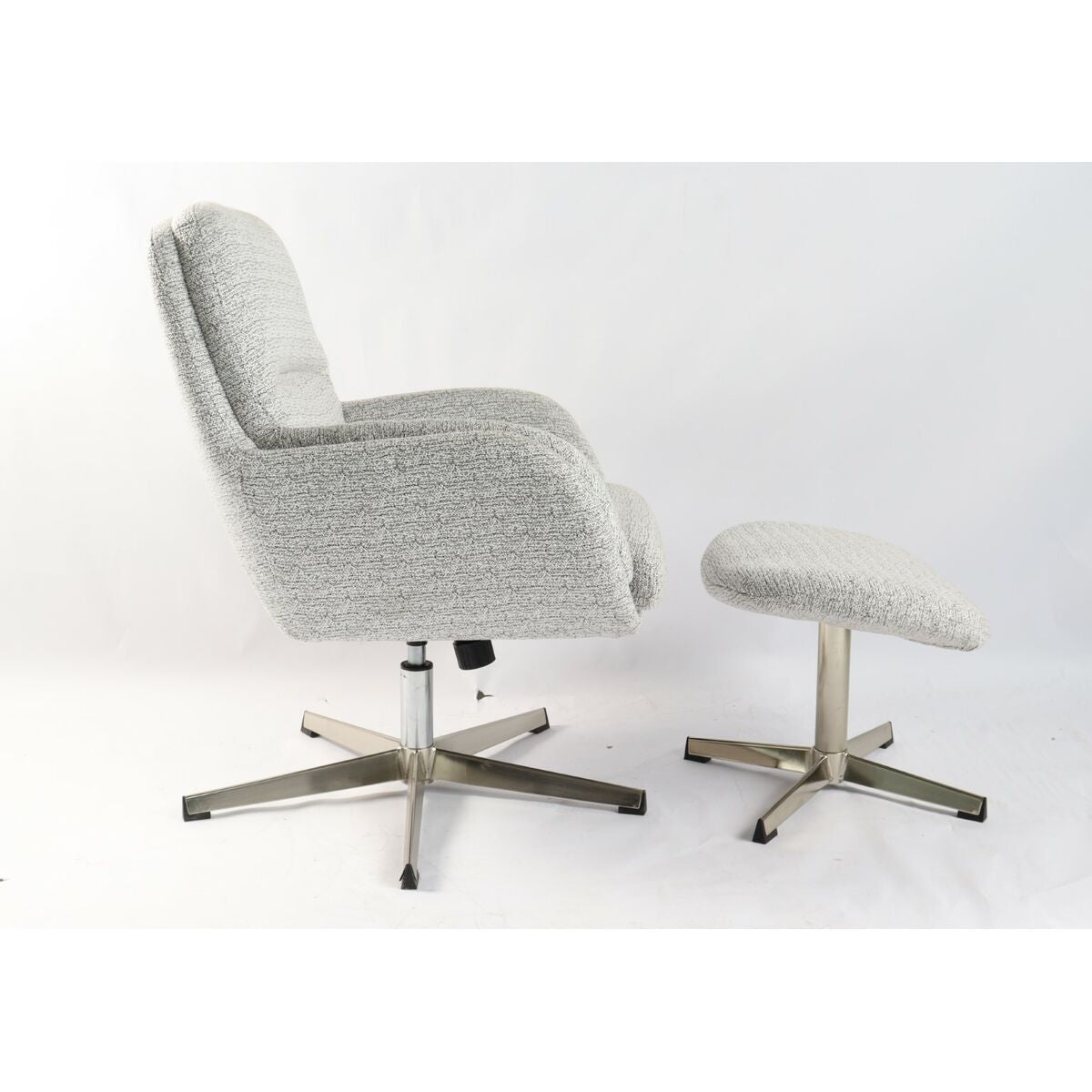 V6H55F19FF71A06603E8D985E9E69F9E7DBR6385700P3