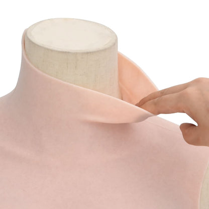 Silikonbrüste Europide Körbchengröße D