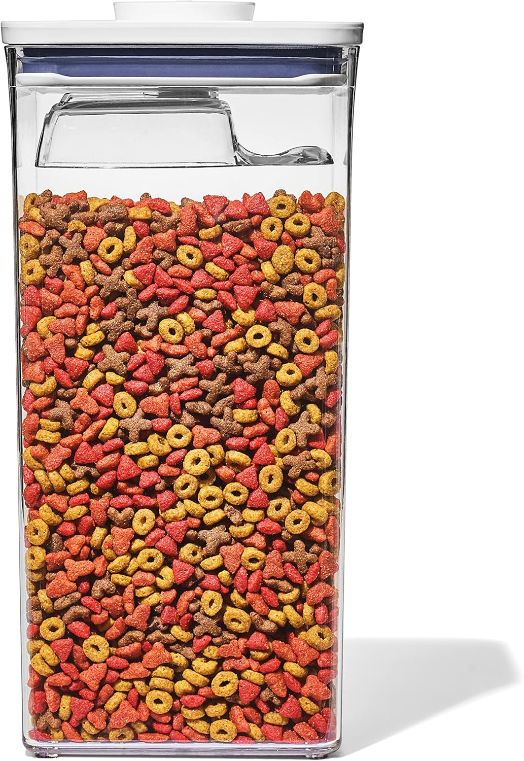 OXO Good Grips Pet POP Container – 6.0 Qt/5.7 L with Half Scoop, Ideal for up to 6.5lbs of Dog Food or 4.5lbs of Cat Food, Airtight Dog and Cat Food Storage Container, BPA Free, Clear